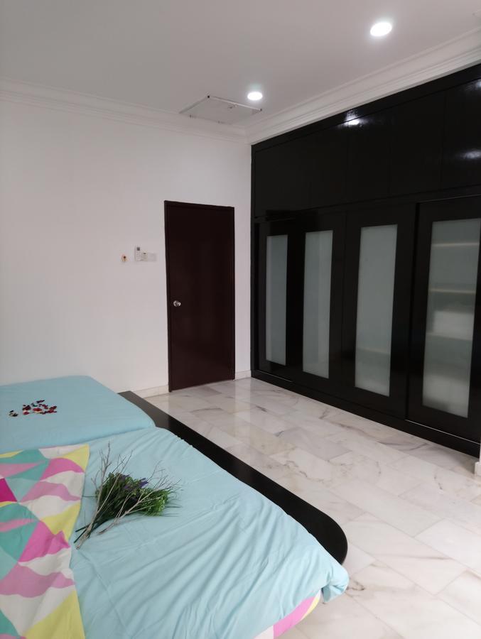 Jb Bukit Indah Wifi Ciq Mall Legoland Free Parking Homestay Johor Bahru