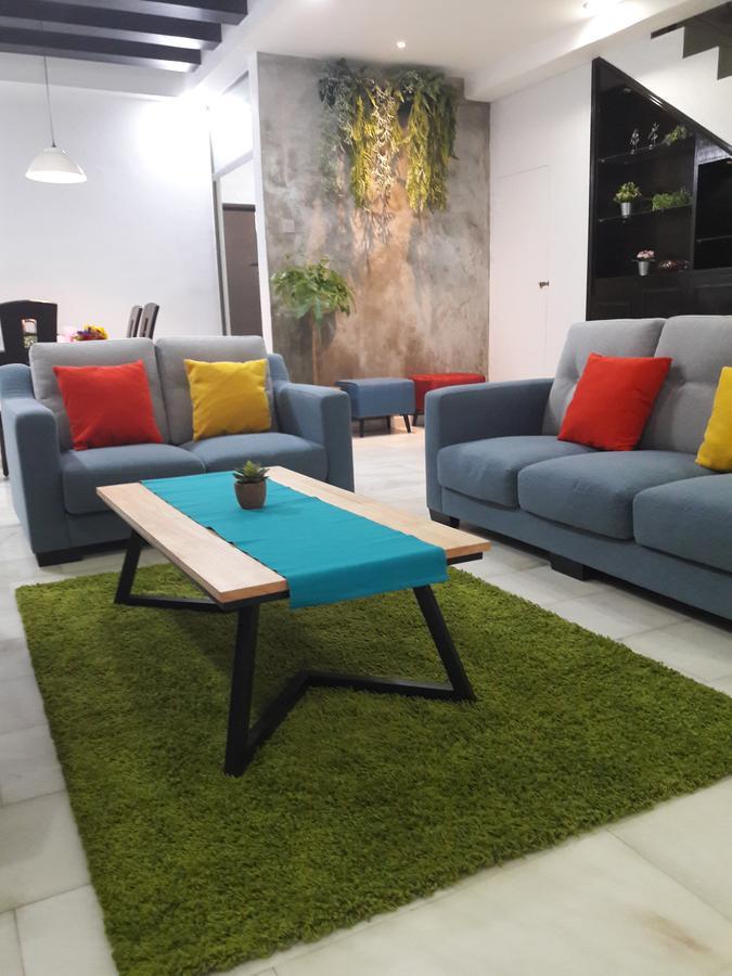 Jb Bukit Indah Wifi Ciq Mall Legoland Free Parking Homestay Johor Bahru